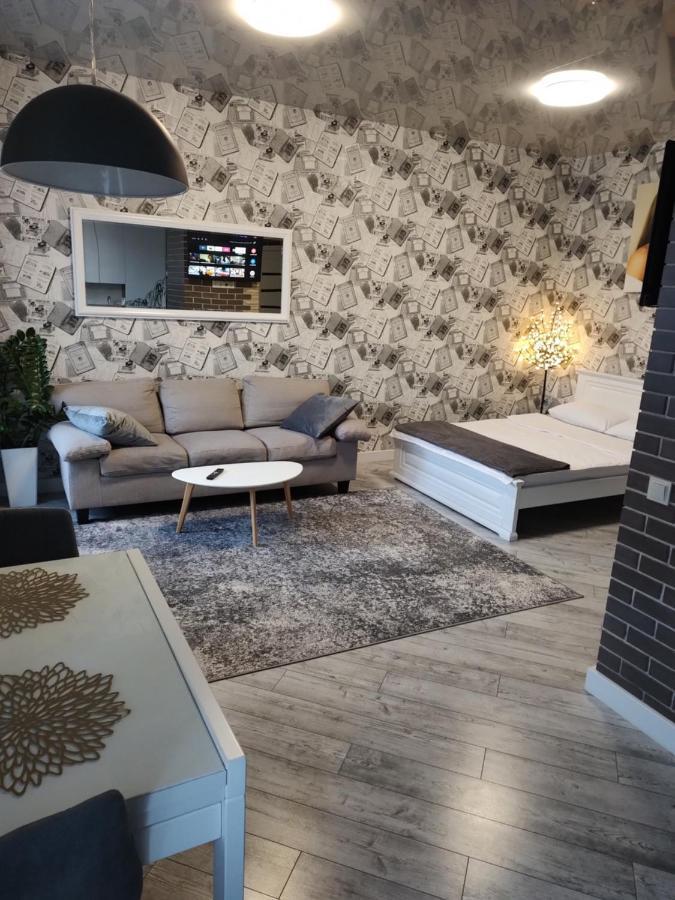 Просторі Lux Апартаменти На Центральному Проспекті, Великий Smart Tv,Преміум-Підписки Youtube Та Онлайн-Кінотеатрів , Кавомашина, Відкритий Балкон, Звітні Документи クルィヴィーイ・リーフ エクステリア 写真